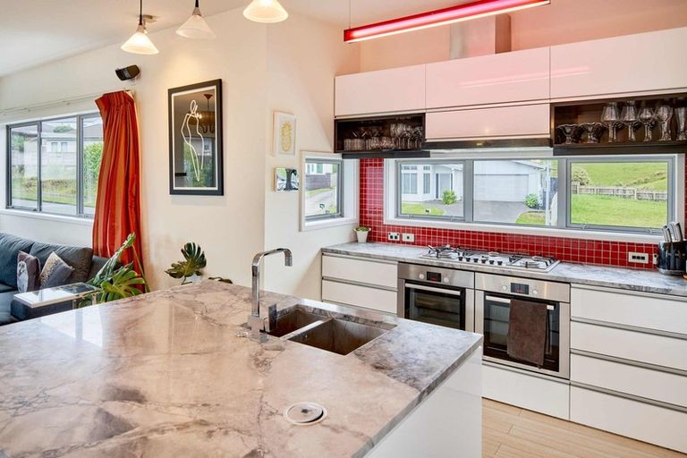 Photo of property in 3 Mo Street, Camborne, Porirua, 5026