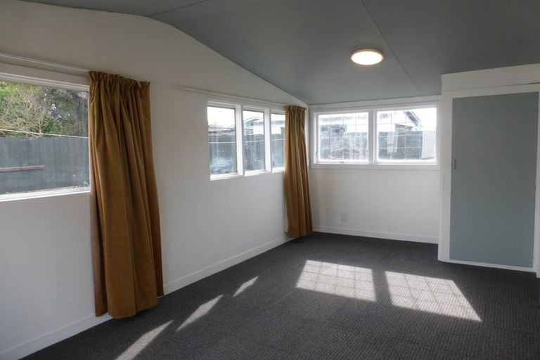 Photo of property in 30 Charles Upham Avenue, Hillmorton, Christchurch, 8025