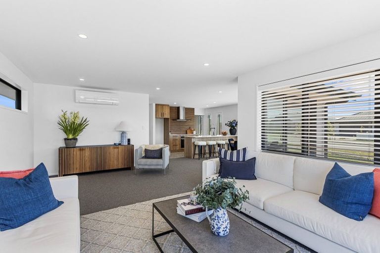 Photo of property in 15 Gisele Crescent, Halswell, Christchurch, 8025