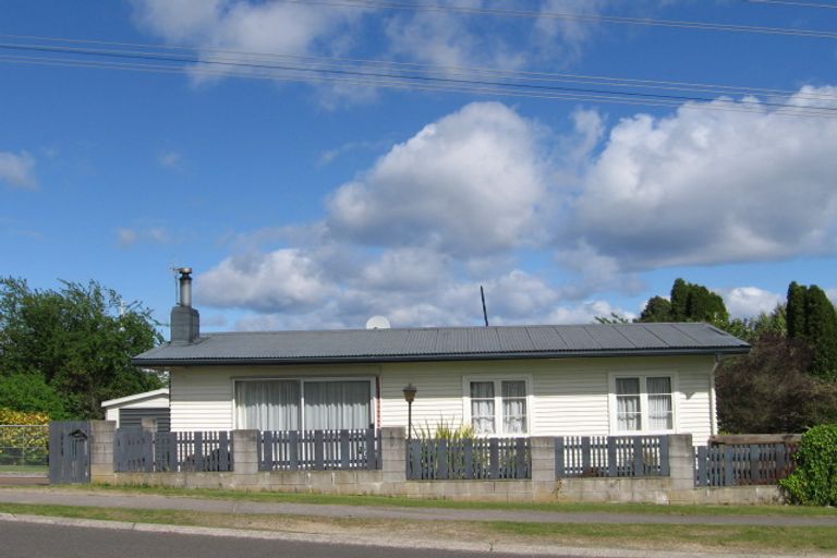 Photo of property in 129 Gillies Avenue, Taupo, 3330