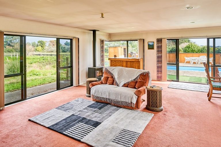 Photo of property in 12 Te Horo Beach Road, Te Horo, Otaki, 5581