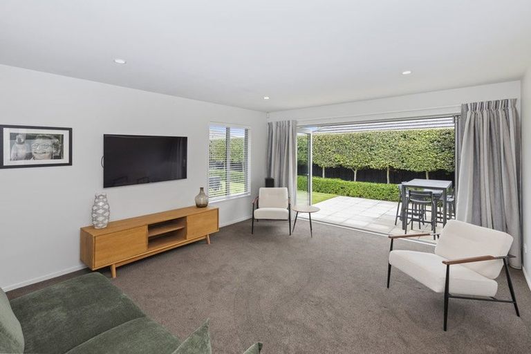 Photo of property in 135 Styx Mill Road, Casebrook, Christchurch, 8051