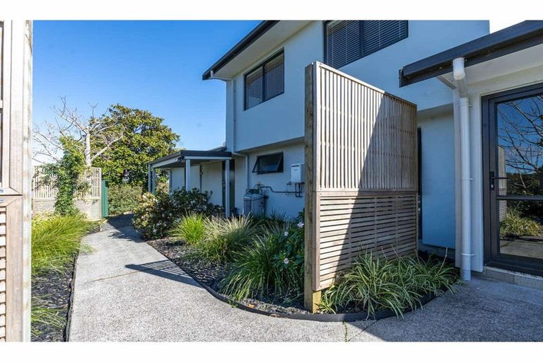 Photo of property in 37 Rarere Terrace, Kerikeri, 0230