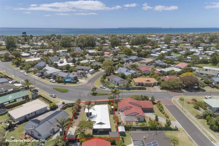 Photo of property in 36 Kane Road, Papamoa Beach, Papamoa, 3118