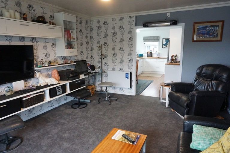 Photo of property in 5 Arran Street, Levin, 5510