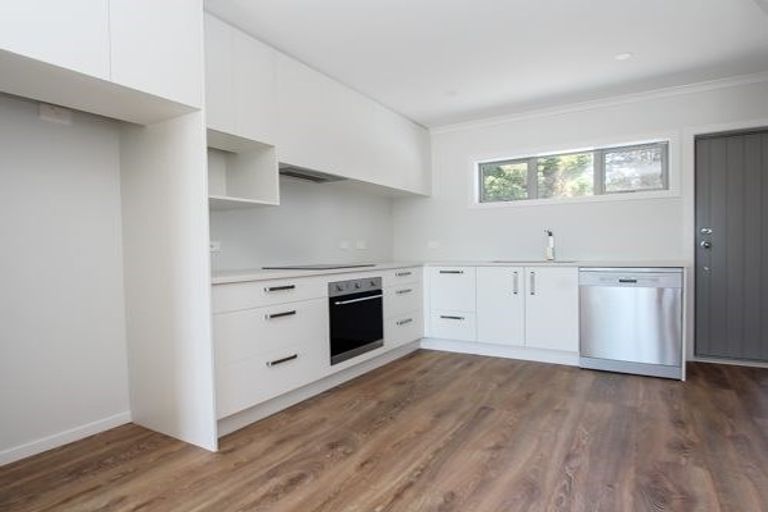 Photo of property in 17/19 Ruakiwi Road, Hamilton Lake, Hamilton, 3204