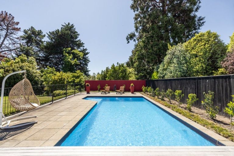 Photo of property in 5 Ritchie Place, Havelock North, 4130