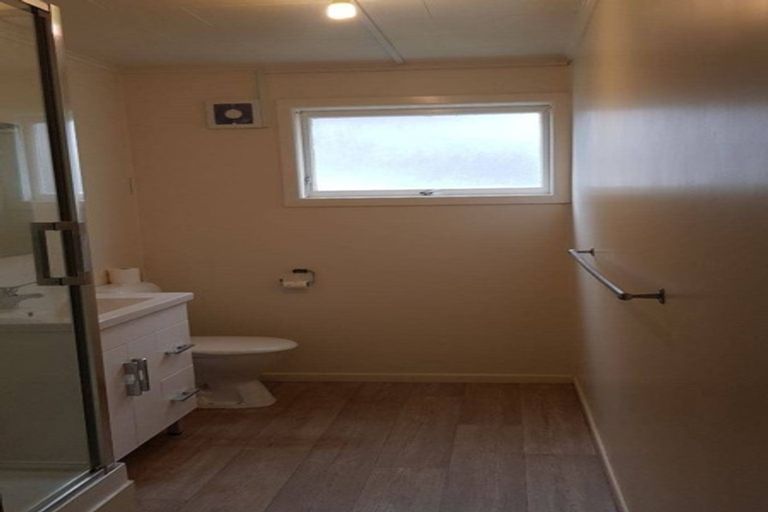 Photo of property in 44 Helvetia Road, Pukekohe, 2120