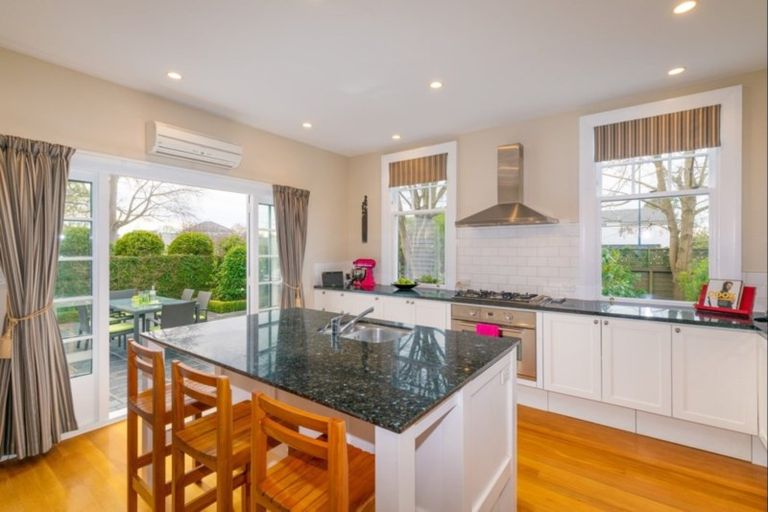 Photo of property in 1 Thornycroft Street, Fendalton, Christchurch, 8052