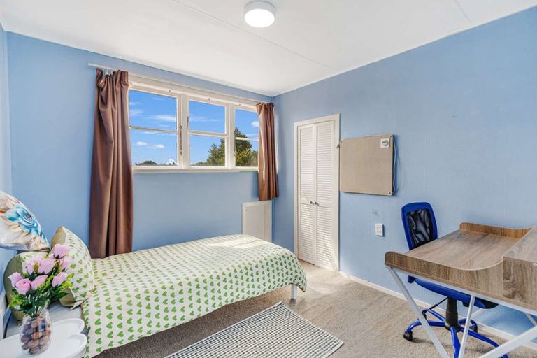 Photo of property in 28 Oxford Street, Hokowhitu, Palmerston North, 4410