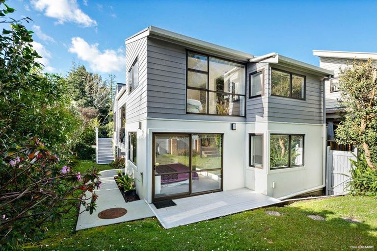 Photo of property in 2/685 East Coast Road, Browns Bay, Auckland, 0630