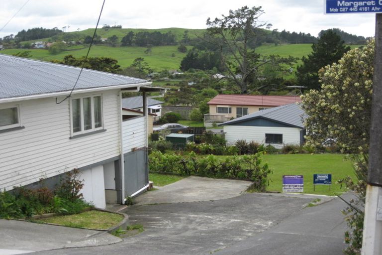 Photo of property in 1/42 Rodney Street, Wellsford, 0900