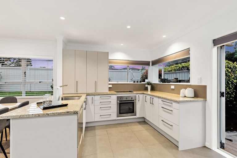 Photo of property in 1/21 Jutland Road, Hauraki, Auckland, 0622