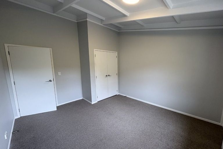 Photo of property in 106c Wyndham Road, Pinehaven, Upper Hutt, 5019