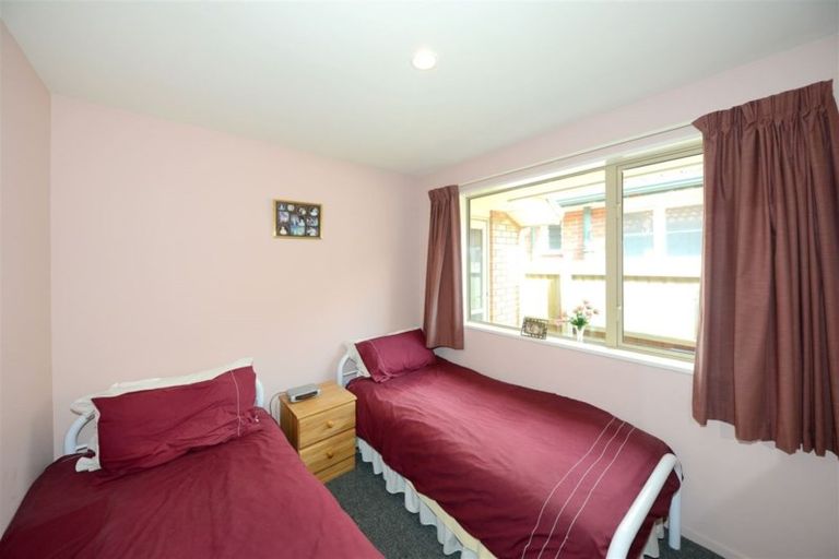 Photo of property in 8/19 Collingwood Street, New Brighton, Christchurch, 8061