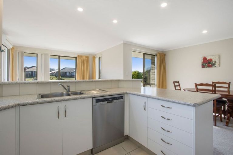 Photo of property in 15 Uretara Drive, Katikati, 3129