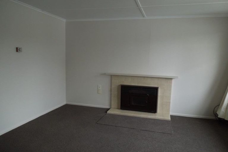 Photo of property in 5a Queen Road, Bellevue, Tauranga, 3110