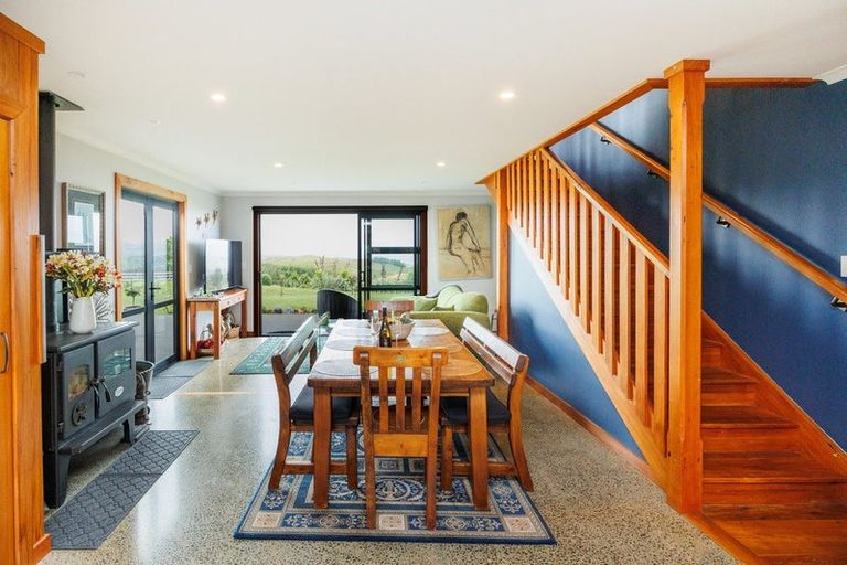 Photo of property in 407 Mount Curl Road, Hunterville, 4784