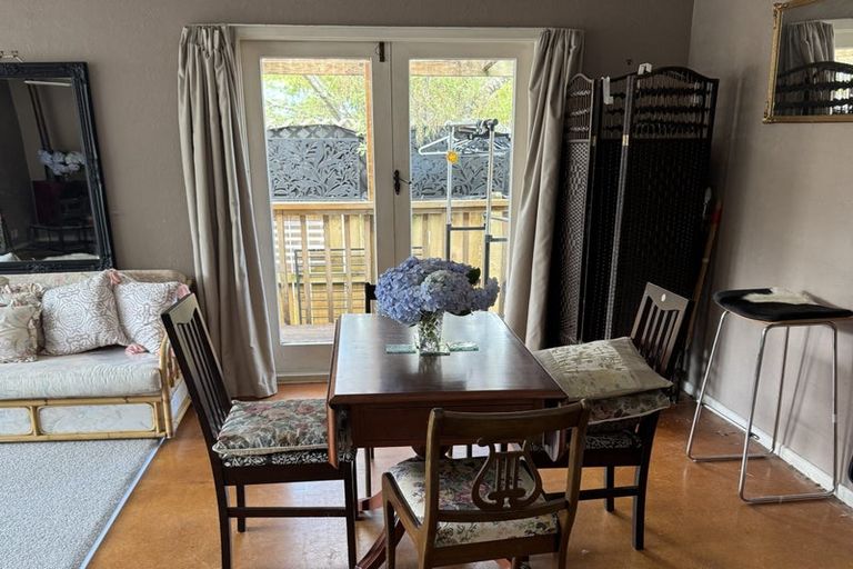 Photo of property in 33 Black Beech Street, Birchville, Upper Hutt, 5018