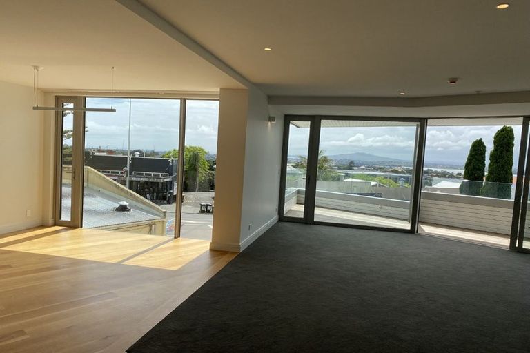Photo of property in 202/15 Rawene Road, Birkenhead, Auckland, 0626