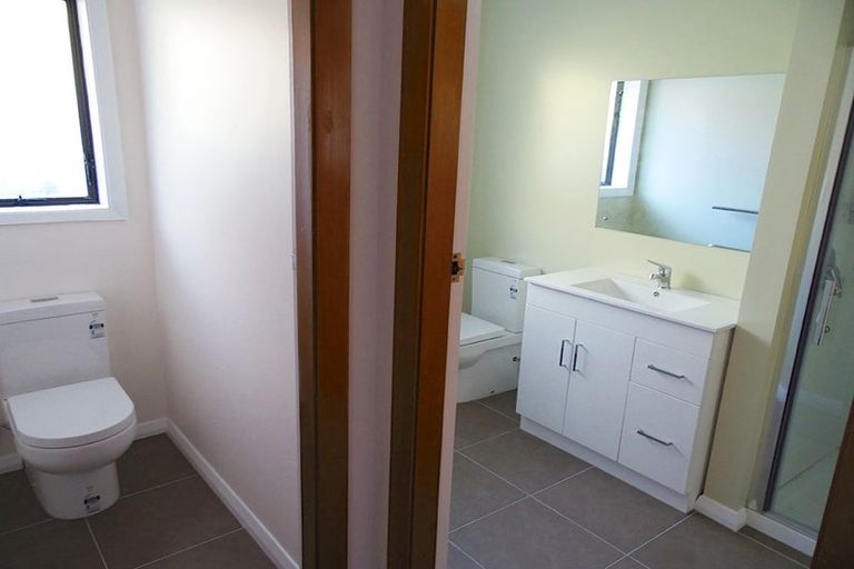 Photo of property in 1/164 Waimairi Road, Ilam, Christchurch, 8041