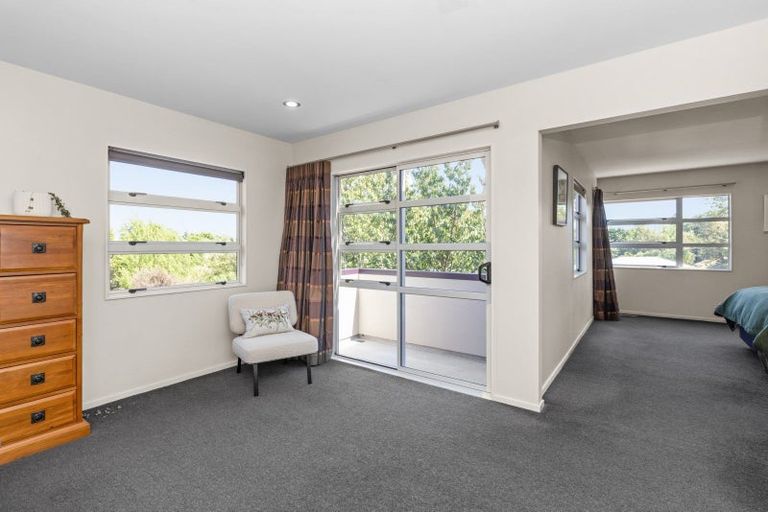 Photo of property in 52 Rochfort Road, Havelock North, 4130