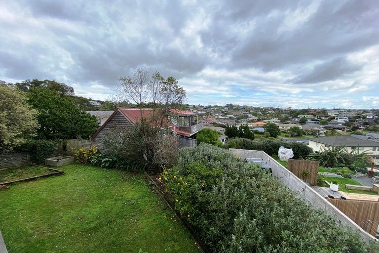 Photo of property in 43a Marellen Drive, Red Beach, 0932