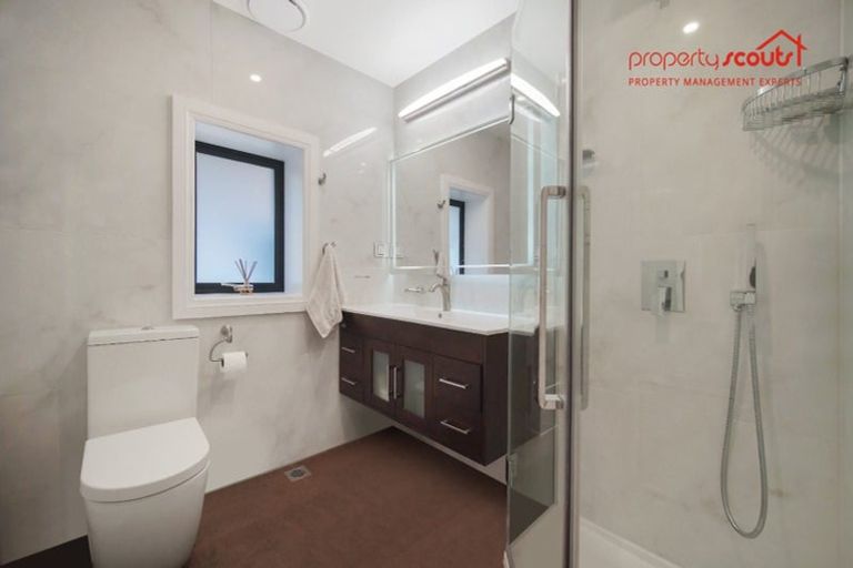 Photo of property in 64 Onetaunga Road, Chatswood, Auckland, 0626