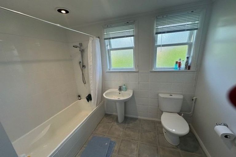 Photo of property in 153 Williams Street, Cambridge, 3434