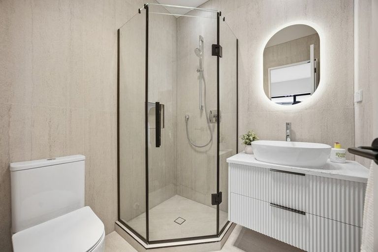 Photo of property in 12 Piko Road, Opaheke, 2113