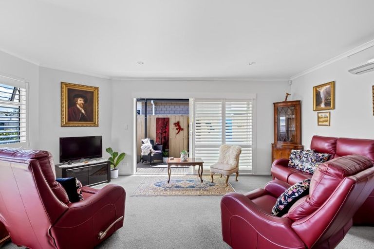 Photo of property in 39 Elizabeth Street, Orewa, 0931