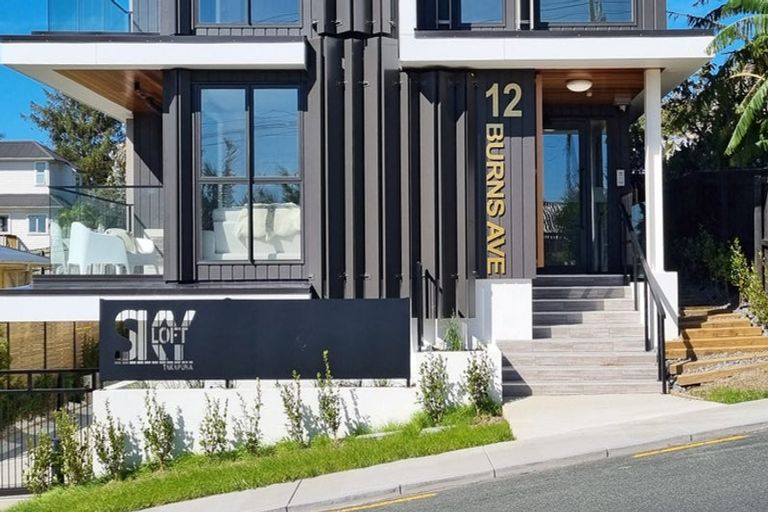 Photo of property in 10/12 Burns Avenue, Takapuna, Auckland, 0622