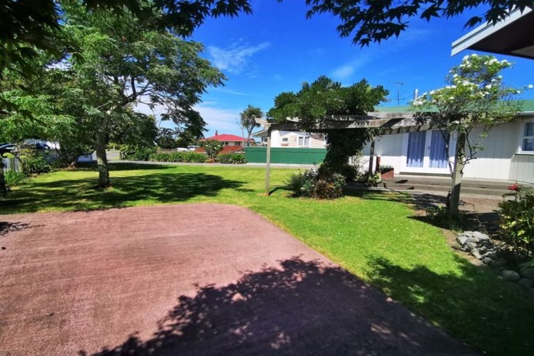 Photo of property in 21 Osler Street, Wairoa, 4108