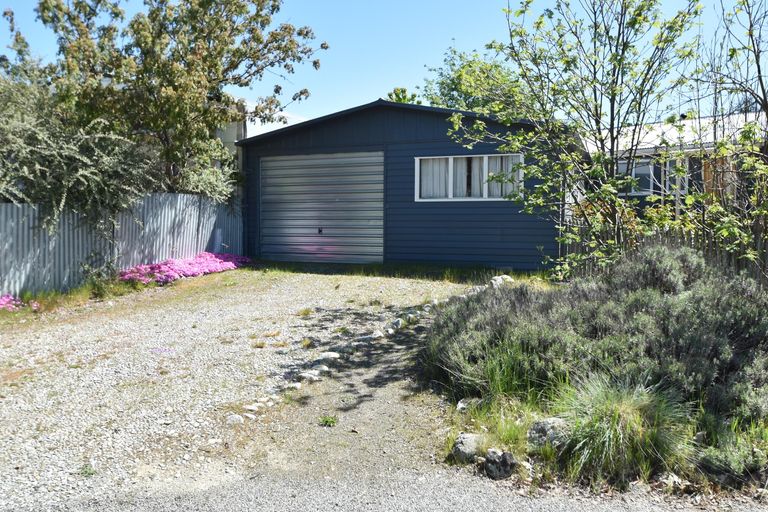 Photo of property in 2 Keene Place, Omarama, 9412