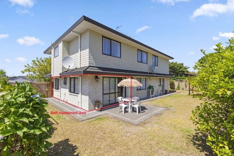 Photo of property in 29 Carnoustie Drive, Wattle Downs, Auckland, 2103