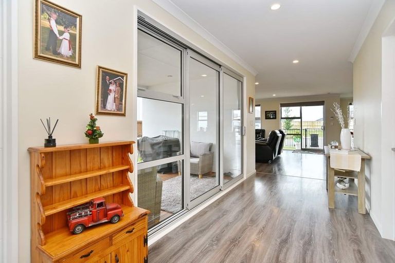 Photo of property in 13 Winsloe Street, Pegasus, 7612