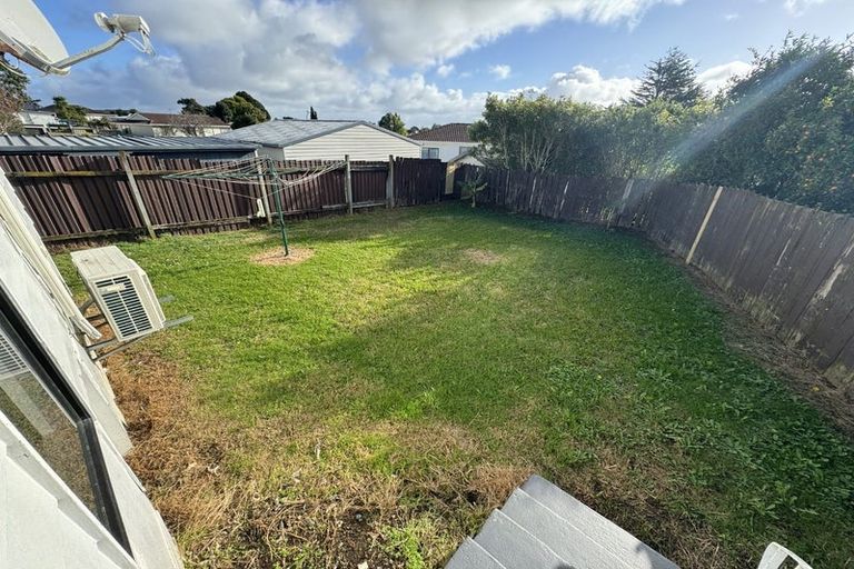 Photo of property in 3/327 Weymouth Road, Weymouth, Auckland, 2103