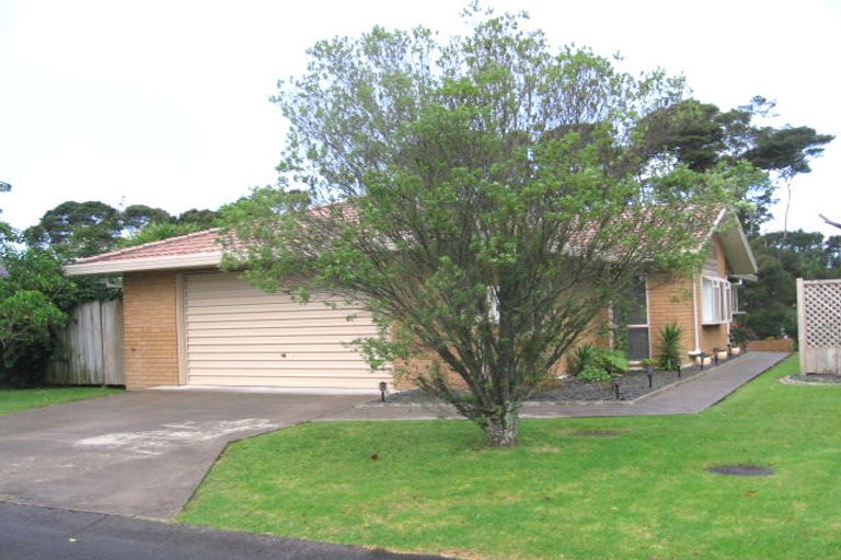 Photo of property in 36 Waimoko Glen, Swanson, Auckland, 0612