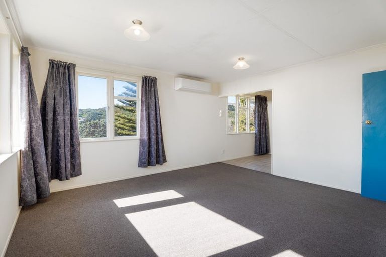 Photo of property in 101 Sievers Grove, Cannons Creek, Porirua, 5024