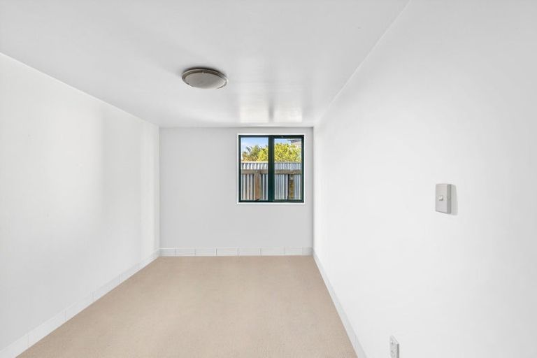 Photo of property in 138 Gloucester Street, Taradale, Napier, 4112