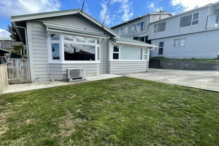 Photo of property in 50 Tirangi Road, Rongotai, Wellington, 6022