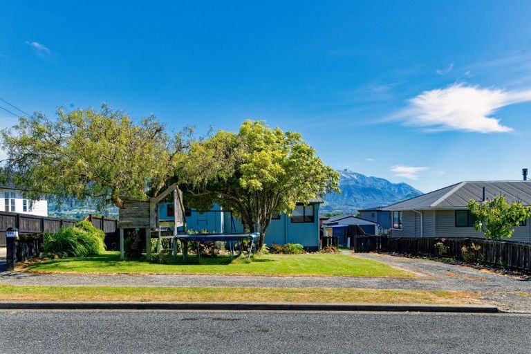 Photo of property in 22 Bayview Street, Kaikoura, 7300