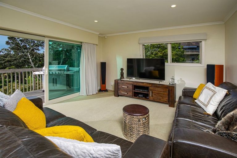 Photo of property in 5 Marae Road, Greenhithe, Auckland, 0632