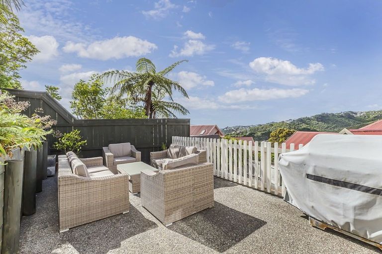 Photo of property in 10 Zetland Street, Highbury, Wellington, 6012