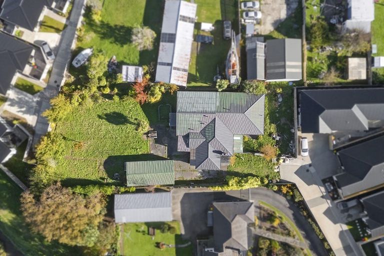 Photo of property in 4/5 Westminster Road, Wainuiomata, Lower Hutt, 5014