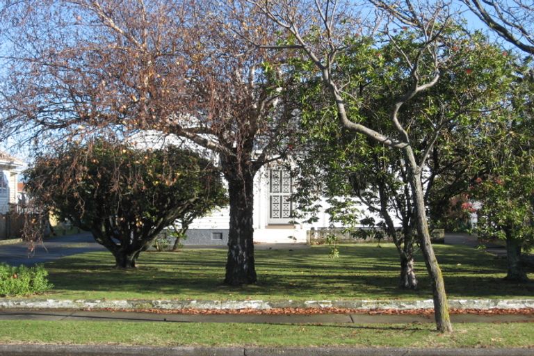 Photo of property in 9 Barker Road, Marewa, Napier, 4110