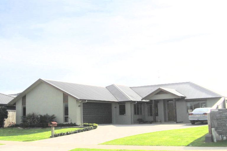 Photo of property in 20 Wentworth Drive, Rototuna North, Hamilton, 3210