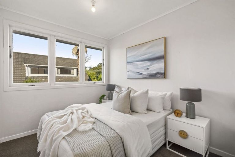 Photo of property in 11 Church Street, Northcote Point, Auckland, 0627