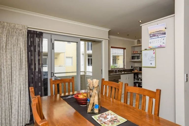 Photo of property in Marrakech Cafe, 46/305 Evans Bay Parade, Hataitai, Wellington, 6021