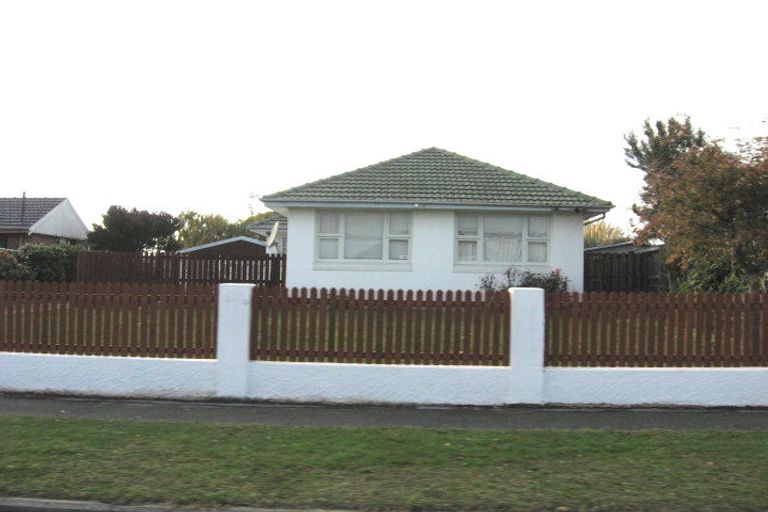 Photo of property in 20 Fenchurch Street, Northcote, Christchurch, 8052